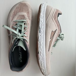 Altra Women’s Running Sneakers